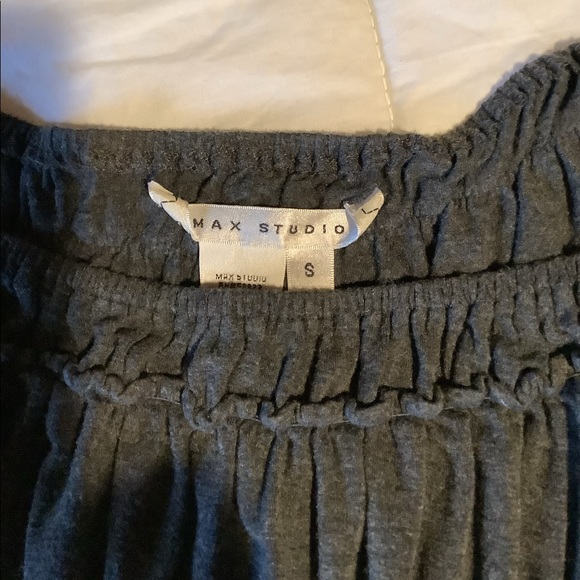 Max Studio Boho Ladies Top, size Small - Picture 3 of 4